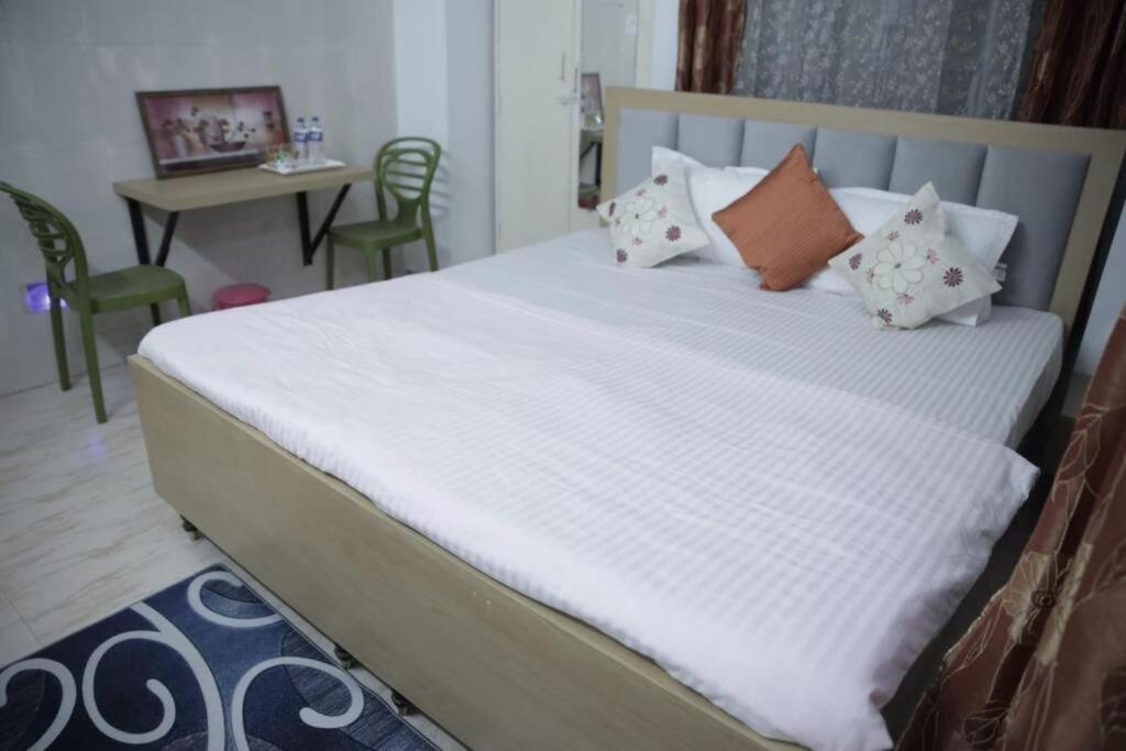 Willa Shivdwelling Ujjain Zewnętrze zdjęcie